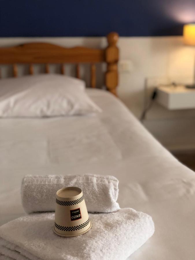 Enzo Hotels Neufchateau By Kyriad Direct Kültér fotó